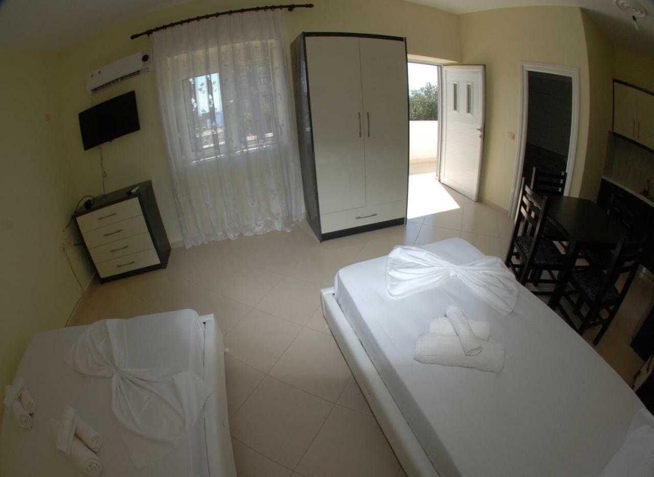 Rama Apartments ซารานเดอ ภายนอก รูปภาพ